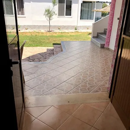 Apartment Afrimi